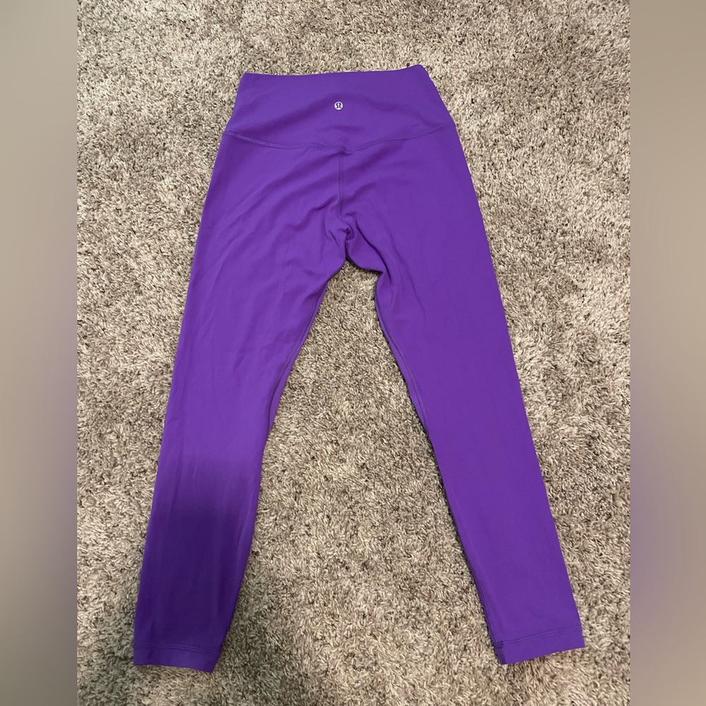 Lululemon Align 25” in atomic purple size 8. Worn several times, good condition